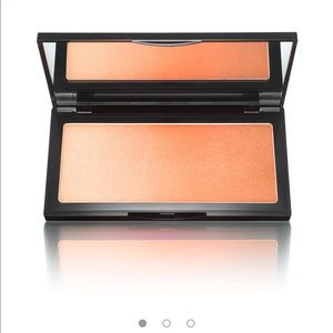 Kevyn aucoin neo bronzer in Siena